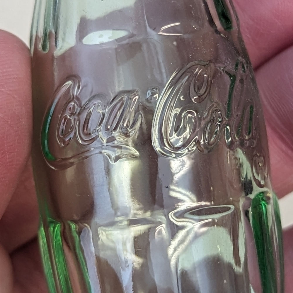 Coca-Cola glass salt & pepper shakers - Picture 3 of 7